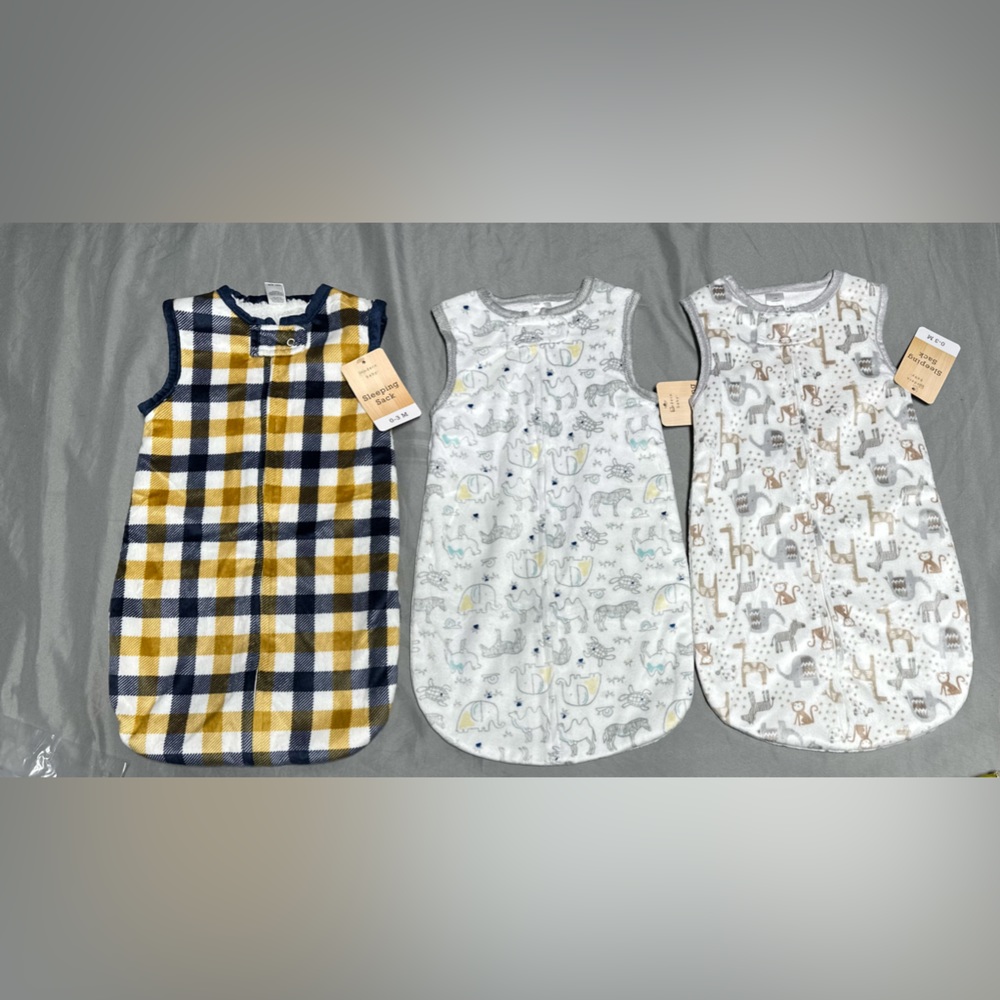 Sleeping sack by modern baby 0-3 months